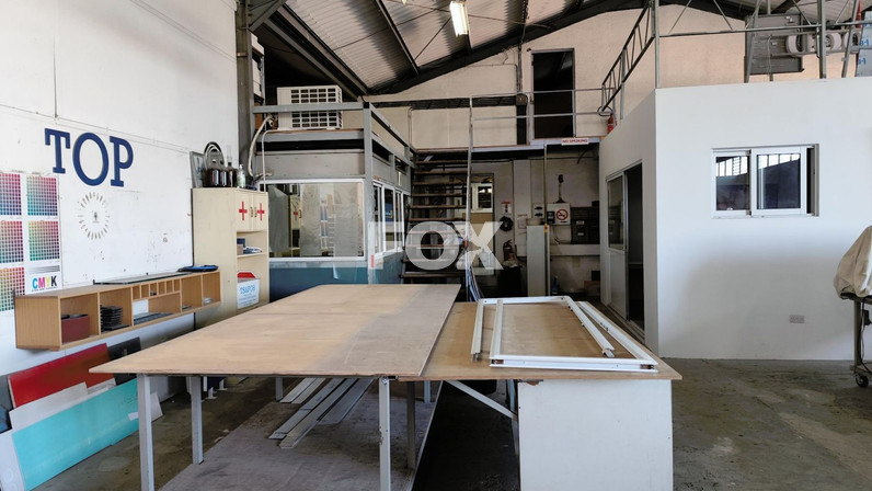 Warehouse 700 m² for rent in Agios Athanasios, Limassol, Cyprus