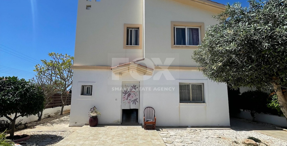 A spacious four bedroom elegant house in Pegia