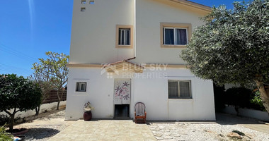 A spacious four bedroom elegant house in Pegia