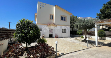 A spacious four bedroom elegant house in Pegia