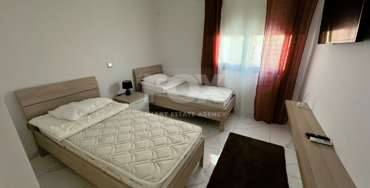 Three bedroom apartment in a privileged area in Tomb of the Kings, Paphos