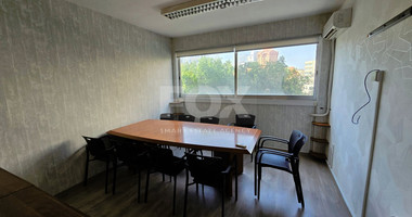 Office to rent On Makarios Avenue, Limassol