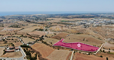 Residential field in Anarita, paphos