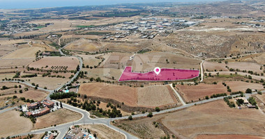 Residential field in Anarita, paphos