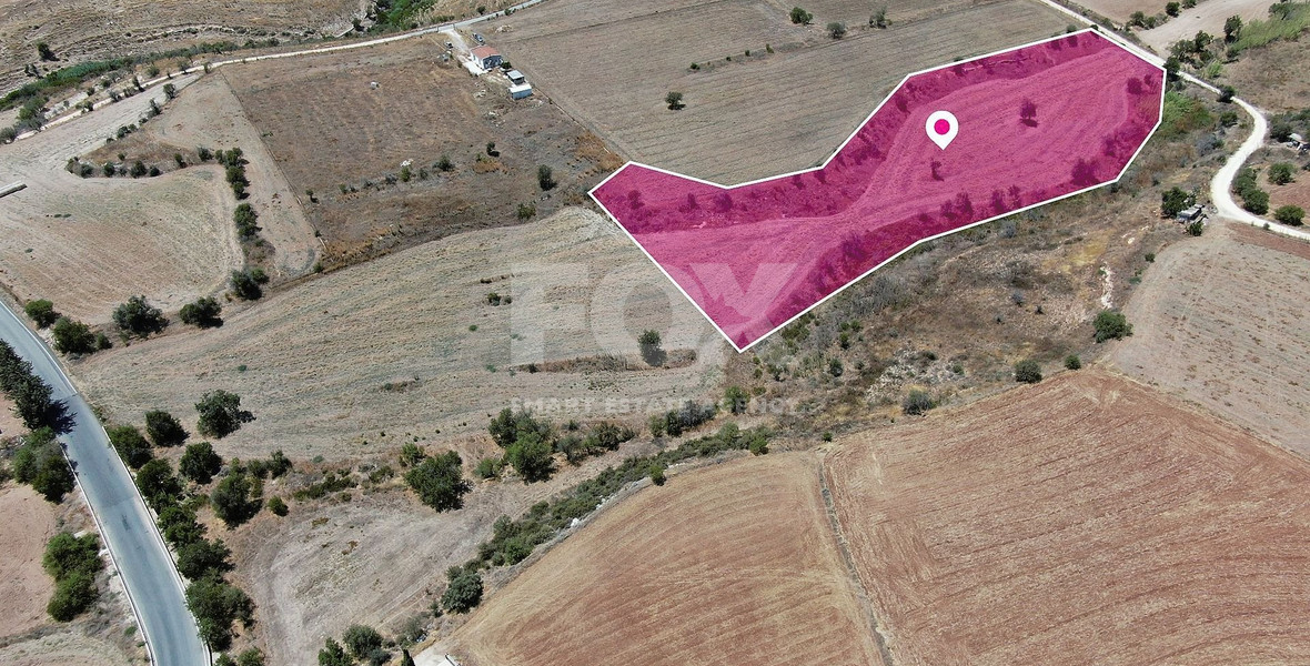 Residential field in Anarita, paphos