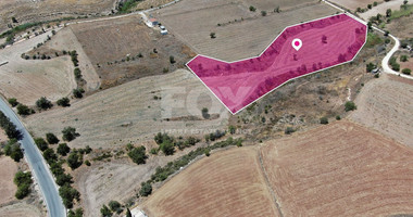 Residential field in Anarita, paphos