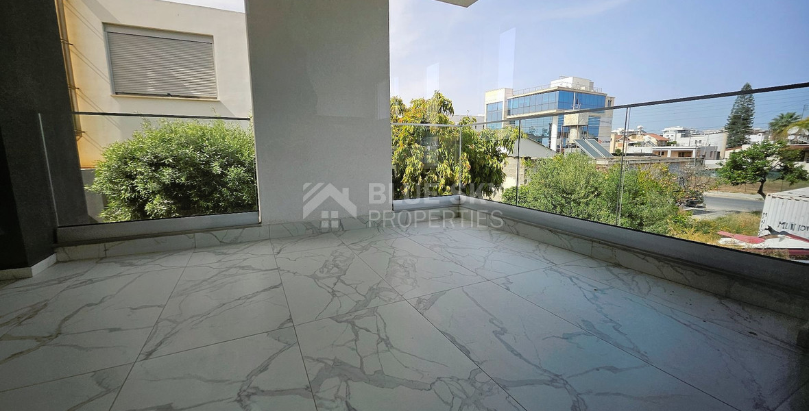 Brand New-Fully Furnished One Bedroom Apartment Next to City of Dreams