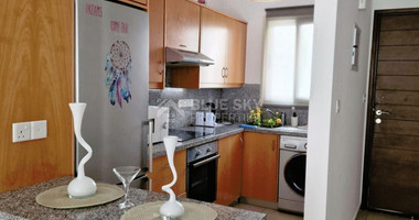 Two bedroom maisonette in Universal area