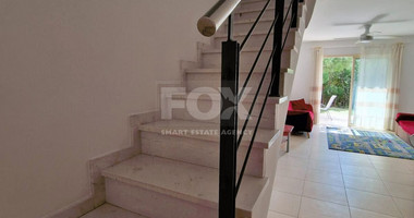 Two bedroom maisonette in Universal area