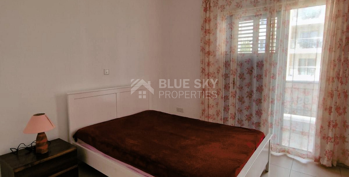 Two bedroom maisonette in Universal area