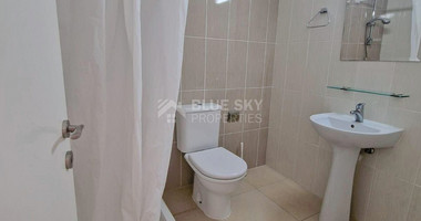 Two bedroom maisonette in Universal area