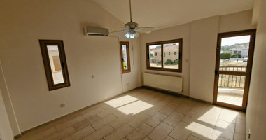 Six-Bedroom Detached House for sale in Ekali