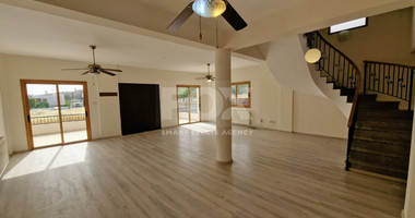 Six-Bedroom Detached House for sale in Ekali