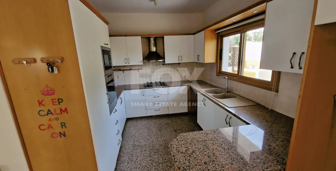 Six-Bedroom Detached House for sale in Ekali
