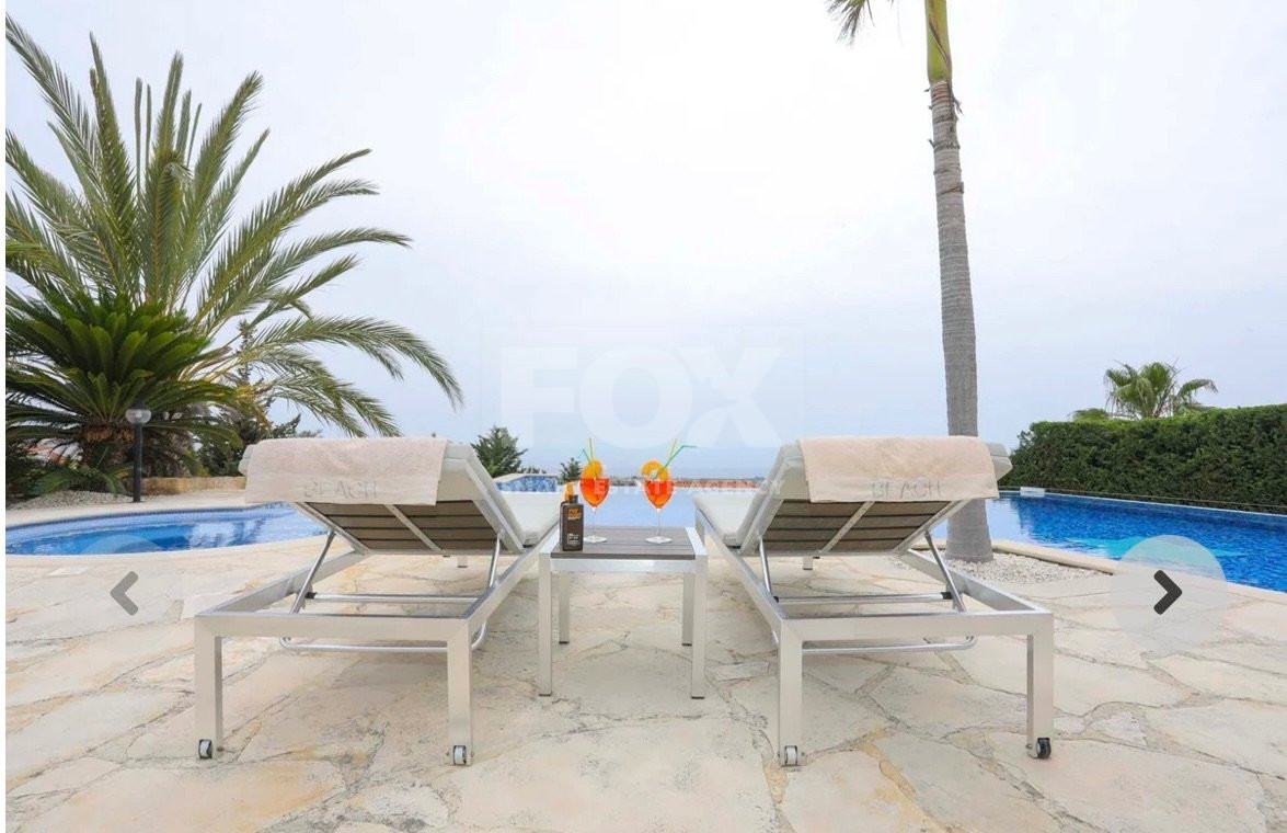 Architect-designed bungalow situated in the charming district of Tala, in the city of Paphos.