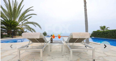 Architect-designed bungalow situated in the charming district of Tala, in the city of Paphos.