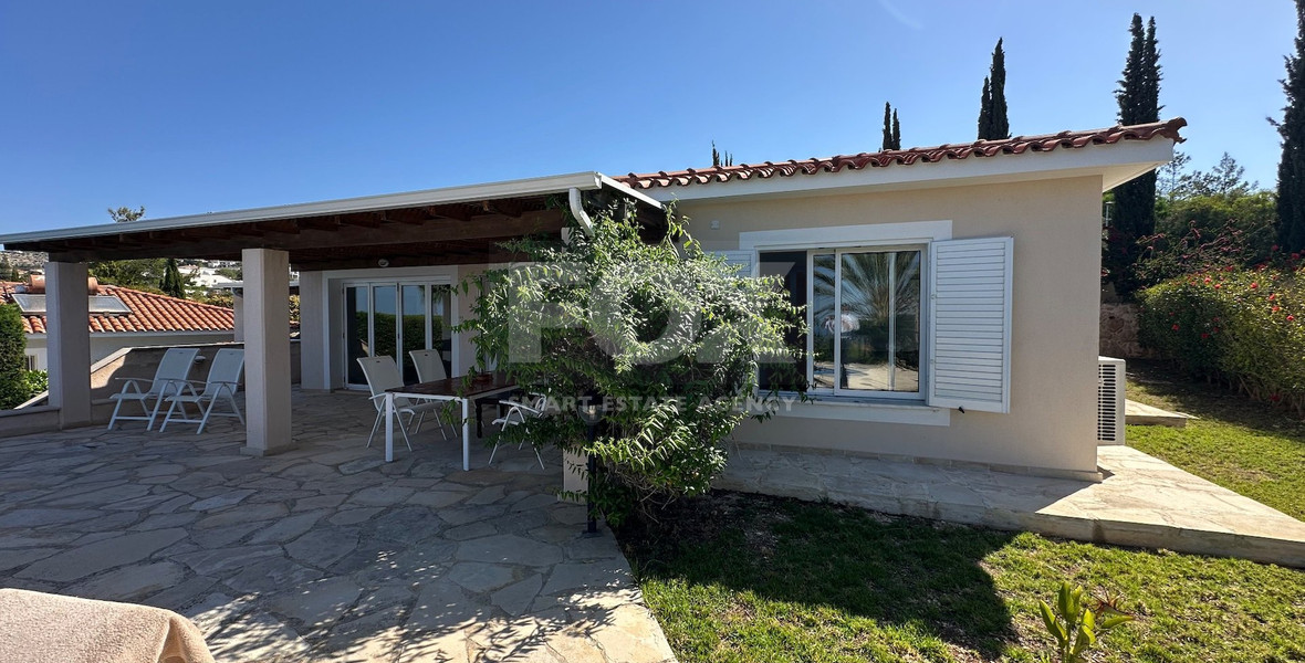 Architect-designed bungalow situated in the charming district of Tala, in the city of Paphos.