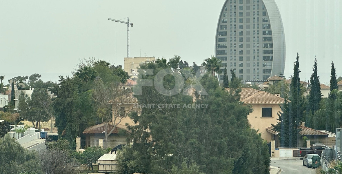 For Rent Furnished whole floor offices 295sqm on prime business avenue