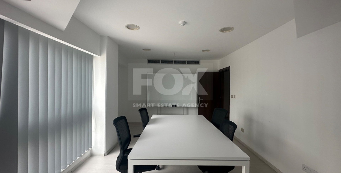 For Rent Furnished whole floor offices 295sqm on prime business avenue