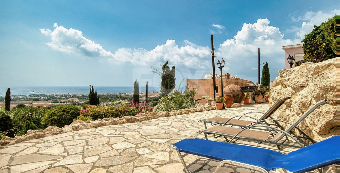 Four bedroom detached villa in Chloraka