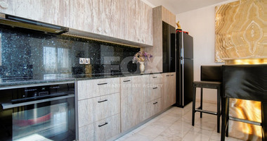 Four bedroom detached villa in Chloraka