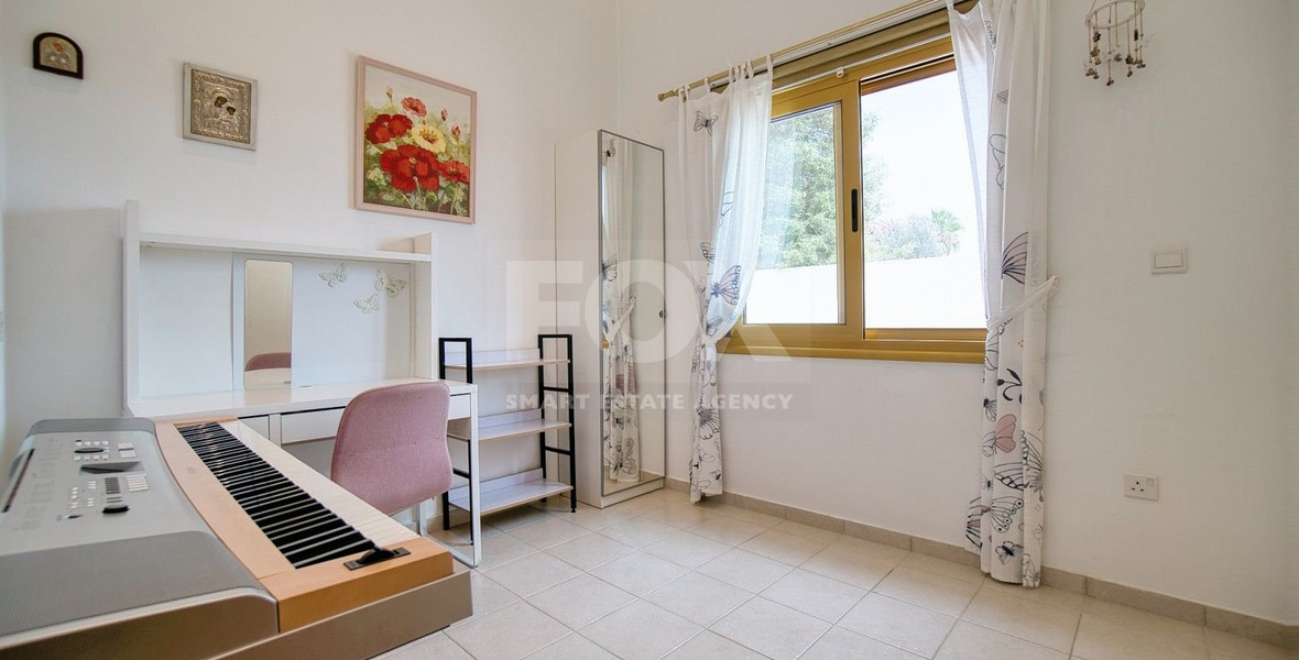 Four bedroom detached villa in Chloraka