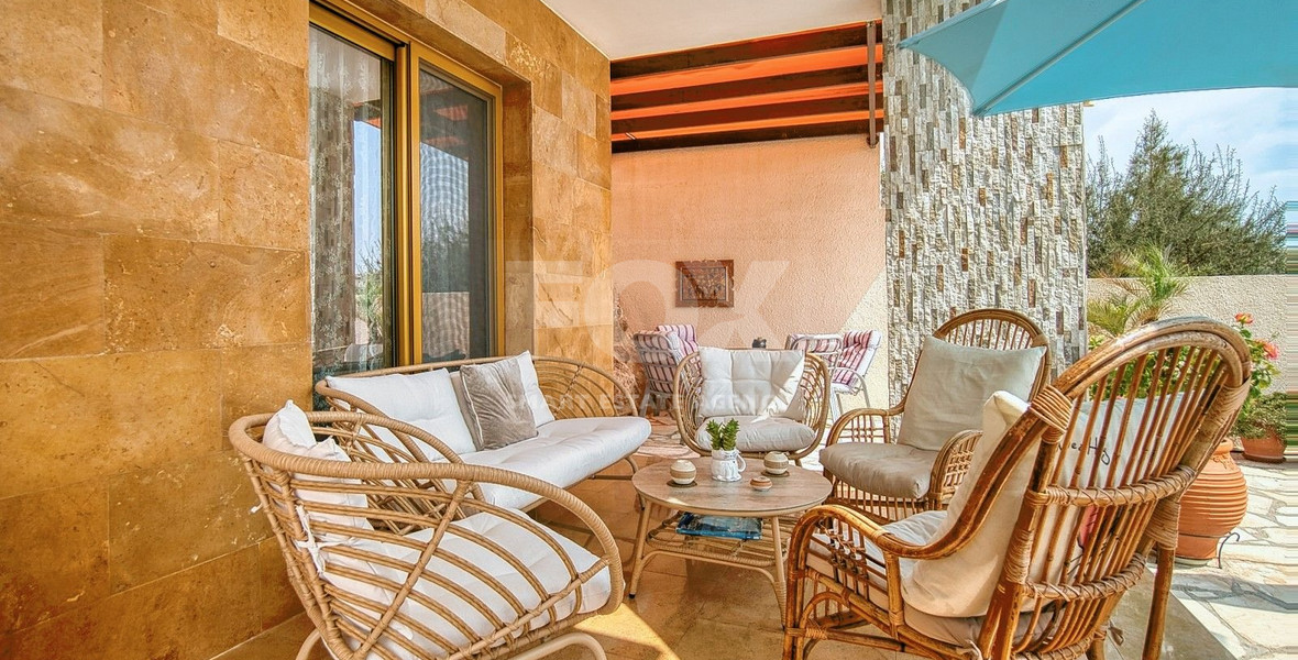 Four bedroom detached villa in Chloraka