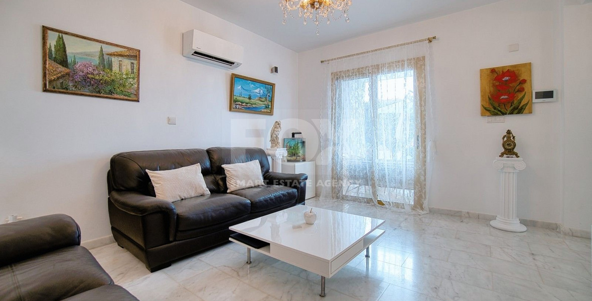 Four bedroom detached villa in Chloraka