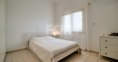 Four bedroom detached villa in Chloraka