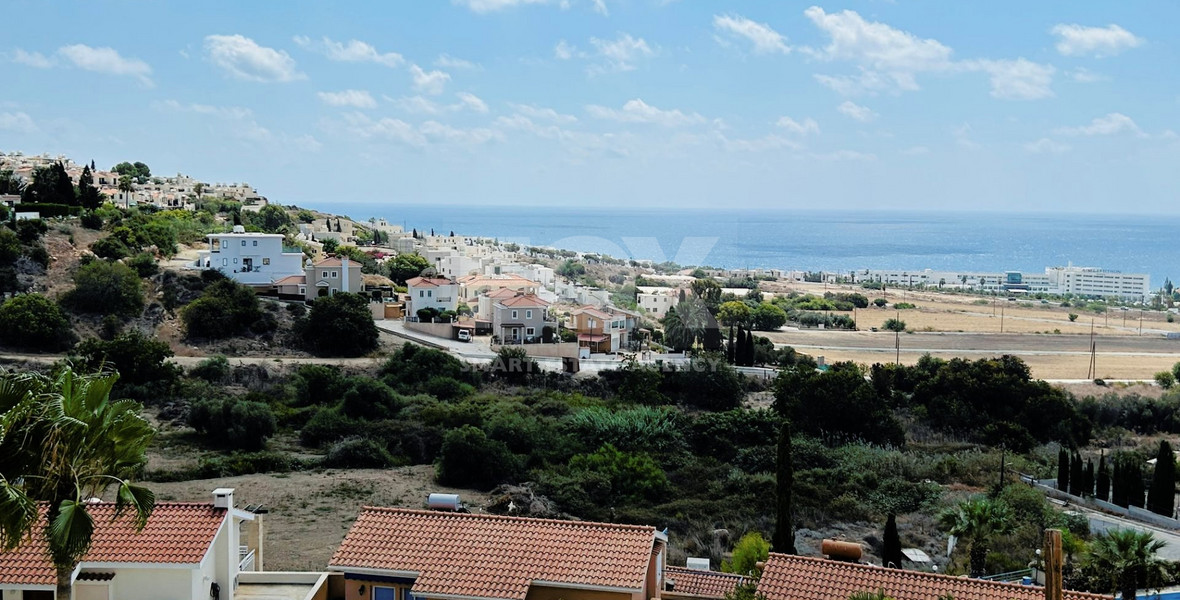 Four bedroom detached villa in Chloraka