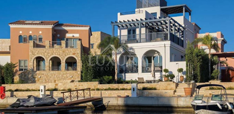 Luxury Three Bedroom Villa for sale  in Limassol Marina- Beachfront private Pool and Berth