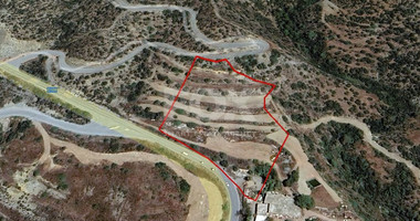 Prime Agricultural Land for sale in Parekklisia: Development Potential