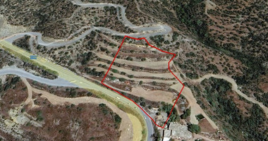 Prime Agricultural Land for sale in Parekklisia: Development Potential