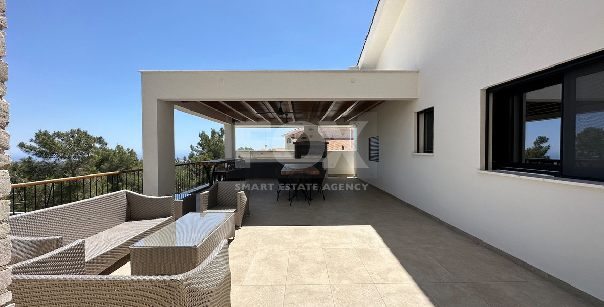 DETACHED FOUR BEDROOM VILLA WITH OFFICE/FIFTH BEDROOM, SEPARATE GUEST HOUSE, SEPARATE MAIDS QUARTER, CHILDRENS PLAYGROUND.