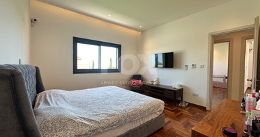 DETACHED FOUR BEDROOM VILLA WITH OFFICE/FIFTH BEDROOM, SEPARATE GUEST HOUSE, SEPARATE MAIDS QUARTER, CHILDRENS PLAYGROUND.