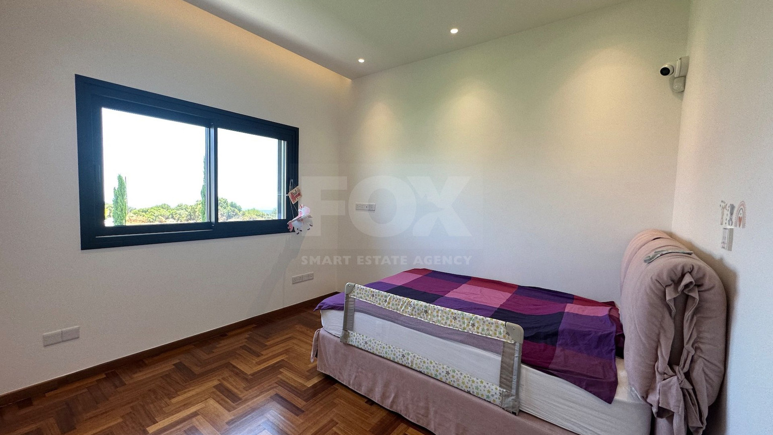 DETACHED FOUR BEDROOM VILLA WITH OFFICE/FIFTH BEDROOM, SEPARATE GUEST HOUSE, SEPARATE MAIDS QUARTER, CHILDRENS PLAYGROUND.
