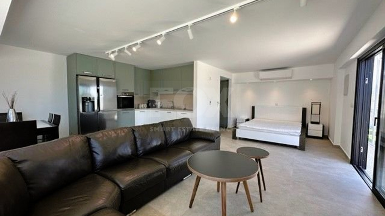 DETACHED FOUR BEDROOM VILLA WITH OFFICE/FIFTH BEDROOM, SEPARATE GUEST HOUSE, SEPARATE MAIDS QUARTER, CHILDRENS PLAYGROUND.