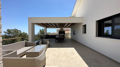 DETACHED FOUR BEDROOM VILLA WITH OFFICE/FIFTH BEDROOM, SEPARATE GUEST HOUSE, SEPARATE MAIDS QUARTER, CHILDRENS PLAYGROUND.