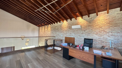 DETACHED FOUR BEDROOM VILLA WITH OFFICE/FIFTH BEDROOM, SEPARATE GUEST HOUSE, SEPARATE MAIDS QUARTER, CHILDRENS PLAYGROUND.