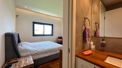 DETACHED FOUR BEDROOM VILLA WITH OFFICE/FIFTH BEDROOM, SEPARATE GUEST HOUSE, SEPARATE MAIDS QUARTER, CHILDRENS PLAYGROUND.