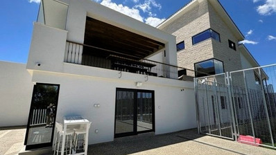DETACHED FOUR BEDROOM VILLA WITH OFFICE/FIFTH BEDROOM, SEPARATE GUEST HOUSE, SEPARATE MAIDS QUARTER, CHILDRENS PLAYGROUND.