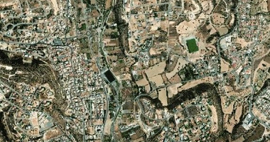 RESIDENTIAL CORNER PLOT OF 686 SQM IN A PRIME AND AFFLUENT NEIGHBOURHOOD.