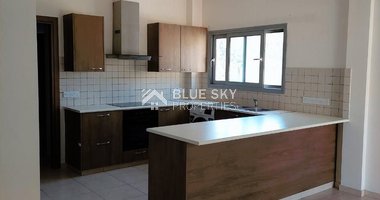 Nice two bedroom unfurnished apartment to rent in Germasogeia village