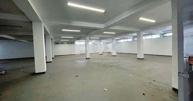 FOR RENT COMMERCIAL BUILDING ONE LEVEL OFFERING 1,800 SQM COVERED AREA AND OVER 100 DESIGNATED PARKING SPACES IN GREAT LOCATION