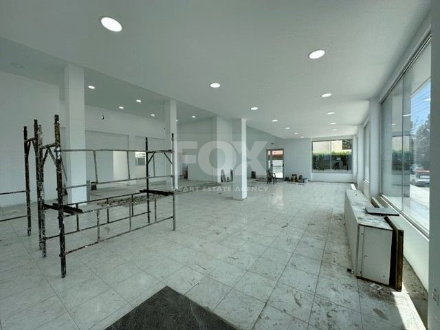 COMMERICAL BUILDING ONE LEVEL OFFERING 1,800 SQM COVERED AREA AND OVER 100 DESIGNATED PARKING SPACES IN GREAT LOCATION