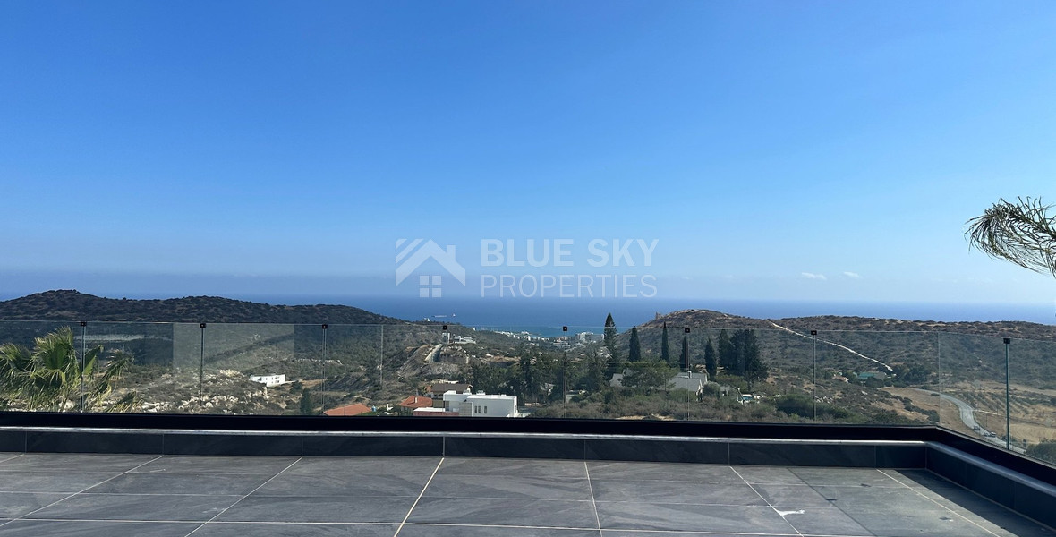Beautiful 6 bedroom villa for rent in Parekklisia