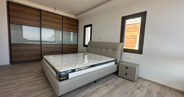 Beautiful 6 bedroom villa for rent in Parekklisia