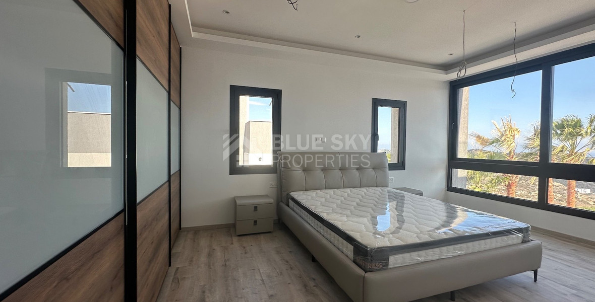 Beautiful 6 bedroom villa for rent in Parekklisia