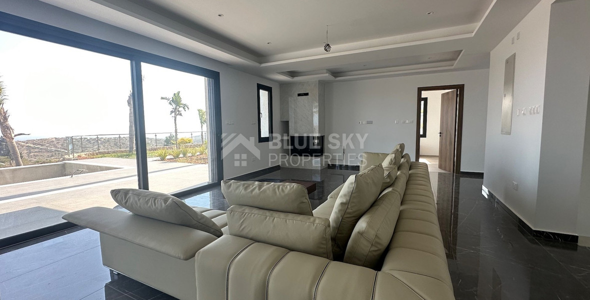 Beautiful 6 bedroom villa for rent in Parekklisia