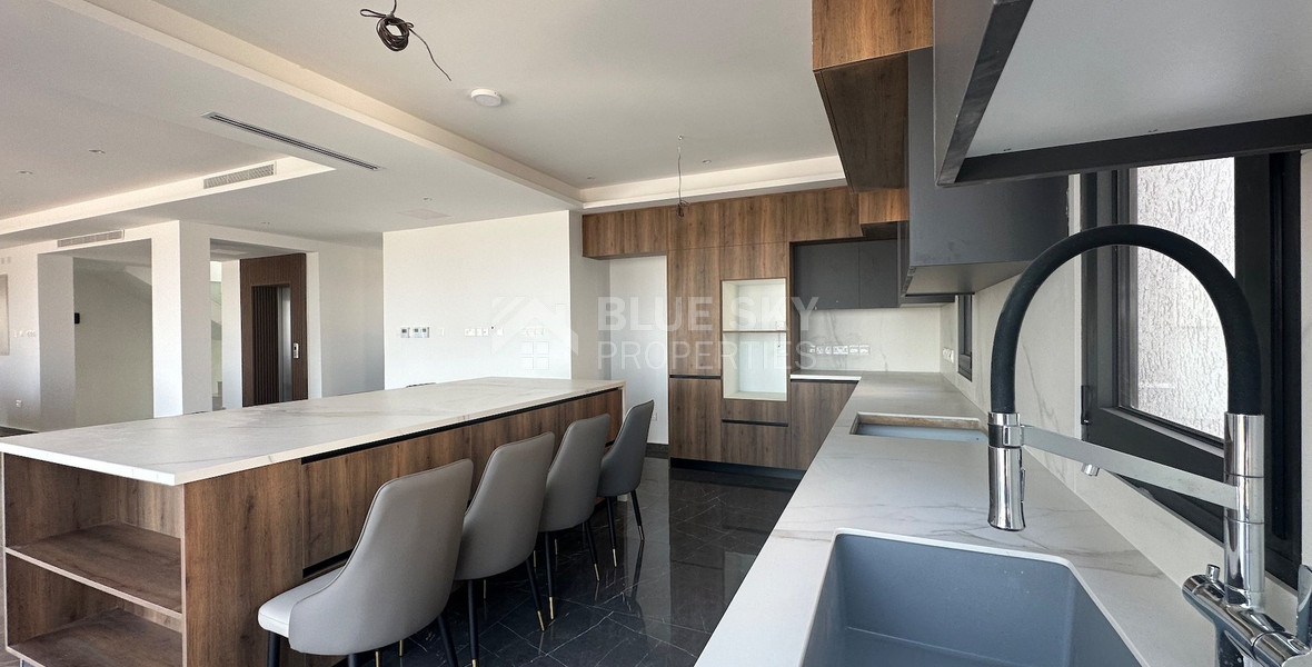Beautiful 6 bedroom villa for rent in Parekklisia